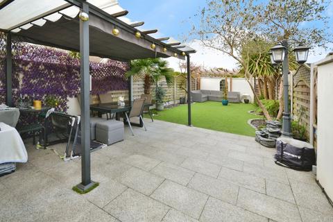 51 Fobbing Road, Corringham, Stanford-le-hope, SS17 9BN