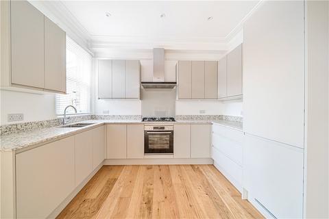 9 Lavington Road, London, W13 9NN