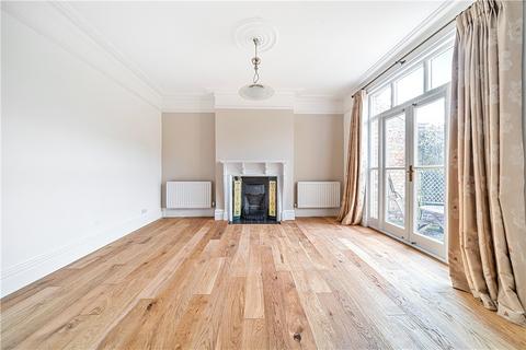 9 Lavington Road, London, W13 9NN