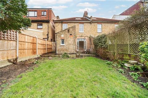 9 Lavington Road, London, W13 9NN