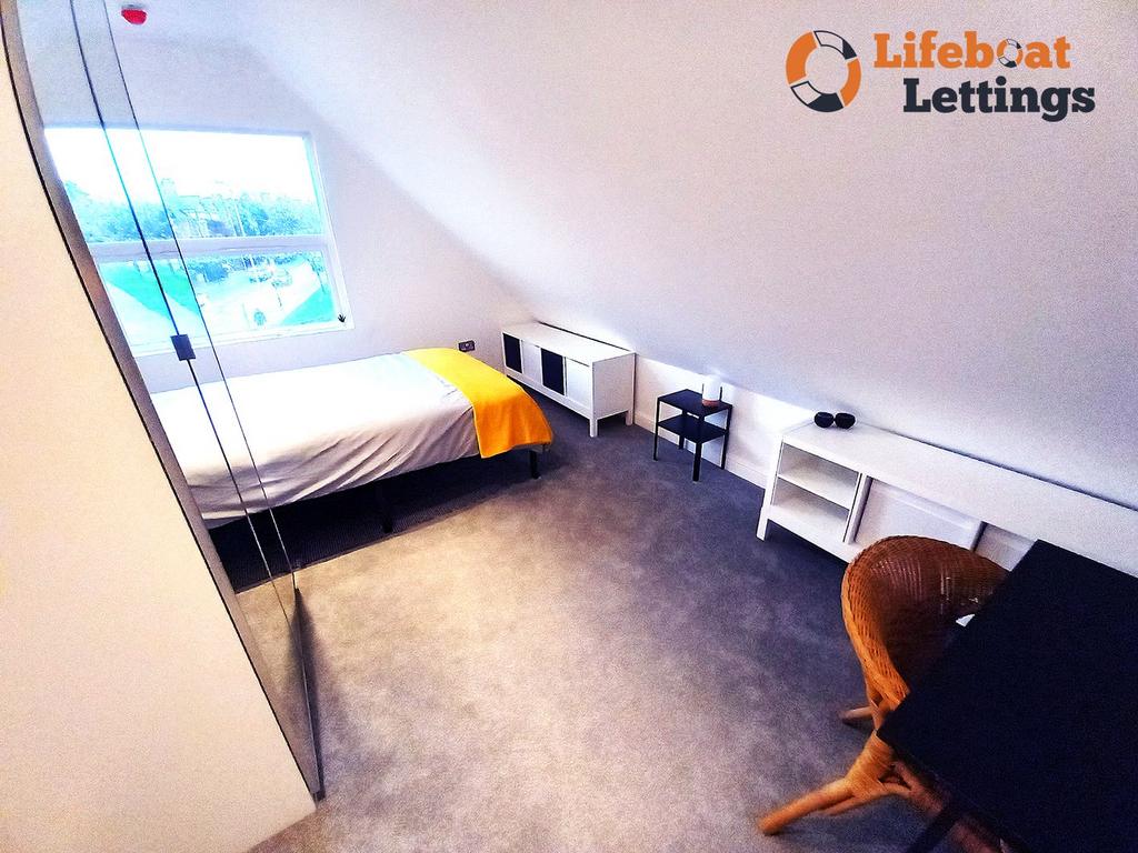 Bedroom 7b
