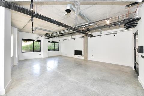 Showroom to rent, Wick Lane, London E3