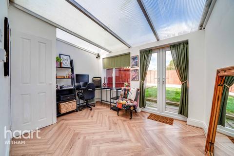 2 bedroom semi-detached house for sale, Armond Road, Witham