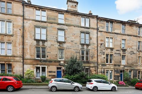 2 bedroom flat to rent, Livingstone Place, Edinburgh EH9