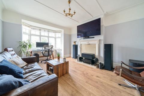 2 bedroom flat for sale - Thorpe Hall Mansions, Eaton Rise, Ealing W5