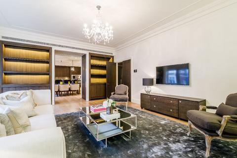 3 bedroom apartment to rent, Mayfair W1K