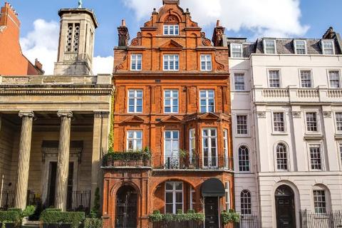 undefined, Mayfair W1K