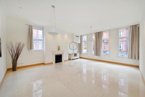 3 bedroom apartment to rent, London W1K