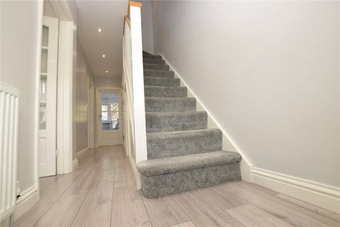 107 Gresham Drive, Romford, RM6 4TR