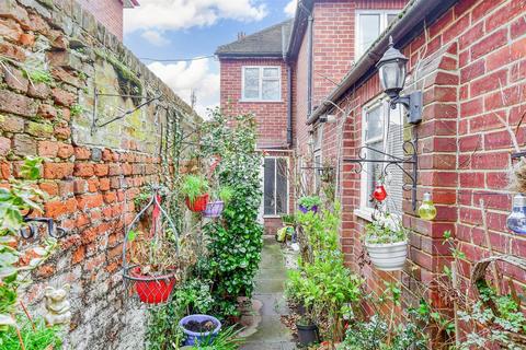 2 bedroom detached house for sale, Vernon Place, Canterbury, Kent
