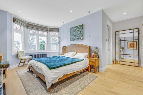 5 bedroom semi-detached house for sale, Sandycoombe Road, Twickenham, TW1