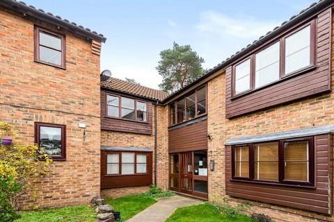 undefined, Bluebell Rise, Lightwater, Surrey, GU18