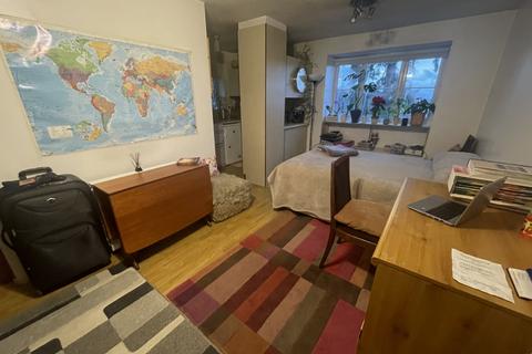 undefined, Bluebell Rise, Lightwater, Surrey, GU18