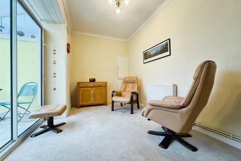 21 Bolgoed Road, Pontarddulais, Swansea, SA4 8JE