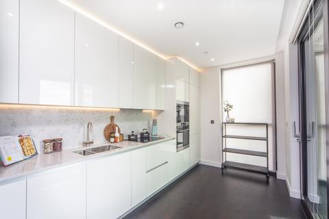 2 bedroom flat to rent, Thornes House, Nine Elms, London, SW11