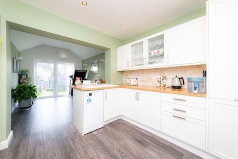 2 Mount Pleasant, Blean, Canterbury, CT2 9EU