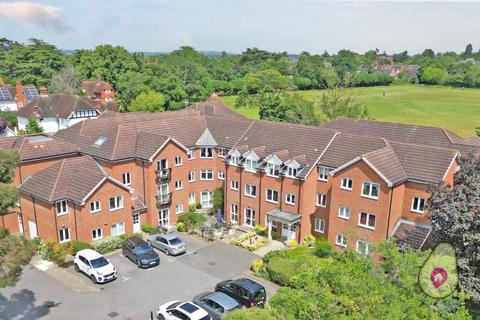 1 bedroom flat for sale, Milward Court, Warwick Road, Reading, Berkshire, RG2 7BG