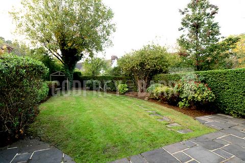 4 bedroom detached house to rent, Hampstead Garden Suburb  NW11