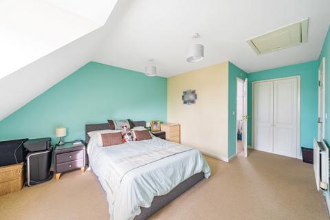 3 bedroom terraced house for sale - Grace Walk, White Eagle Road, Swindon