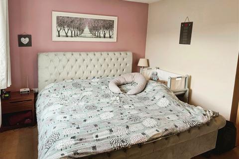 5 Ffordd Terfyn, Bodelwyddan, Rhyl, LL18 5SZ