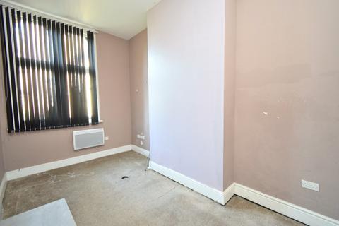 2 bedroom flat for sale - Grosvenor Gate, Leicester, Humberstone, LE5