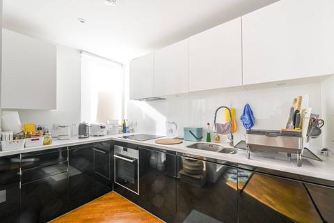 2 bedroom flat for sale, Discovery Tower, Canning Town, London, E16