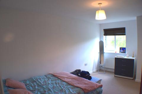 2 bedroom flat for sale, Shankley Way, St. James, Northampton, NN5