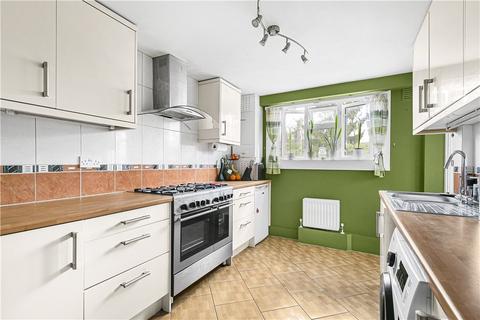 undefined, Field Lane, Brentford, TW8