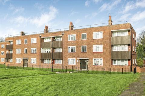 undefined, Field Lane, Brentford, TW8