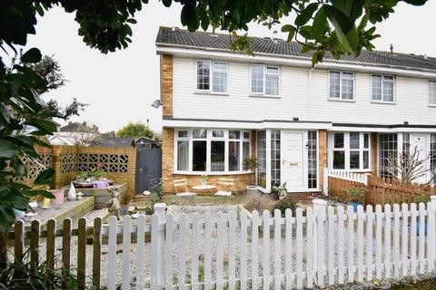 3 bedroom end of terrace house for sale, Saville Close, Alverstoke