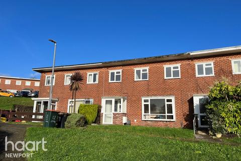 3 bedroom end of terrace house for sale - Lamb Close, Newport