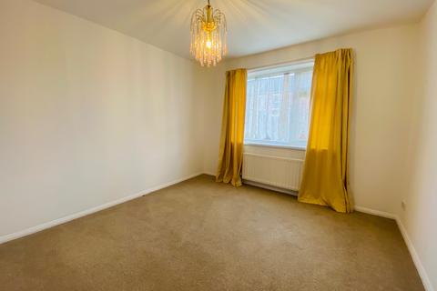4 bedroom detached house to rent, St. Oswins Street, South Shields, Tyne And Wear, NE33