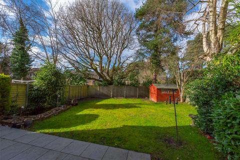 4 bedroom detached house for sale - Frimley, Camberley, Surrey, GU16