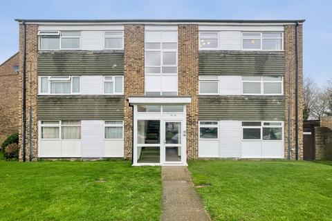 2 bedroom flat for sale, Durling Court, Rainham, Gillingham, Kent, ME8