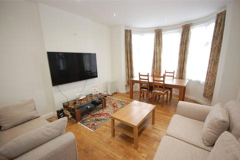 2 bedroom apartment to rent, The Drive, Golders Green, NW11