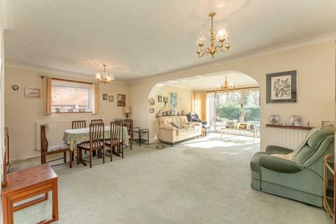 29 Lodge Avenue, Elstree, Borehamwood, WD6 3NA