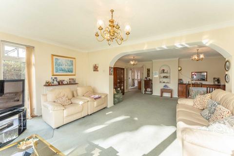 29 Lodge Avenue, Elstree, Borehamwood, WD6 3NA