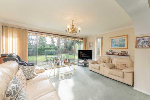 29 Lodge Avenue, Elstree, Borehamwood, WD6 3NA