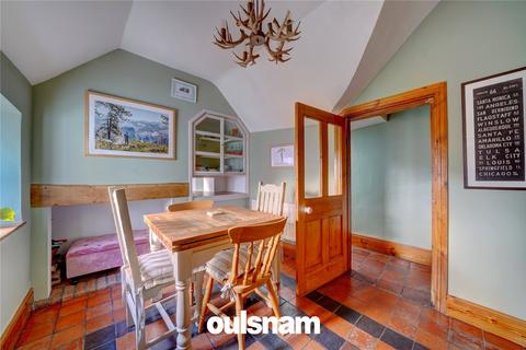 9 Swan Street, Alvechurch, Birmingham, B48 7RR