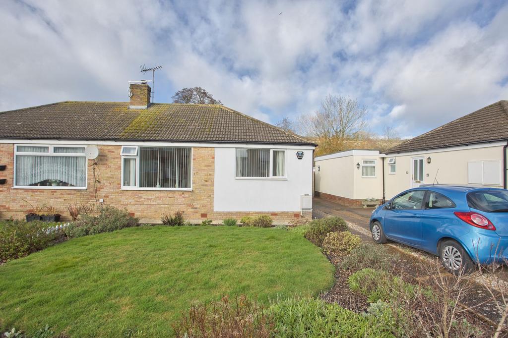 Romney Way, Hythe, CT21 1 bed semidetached house for sale £260,000