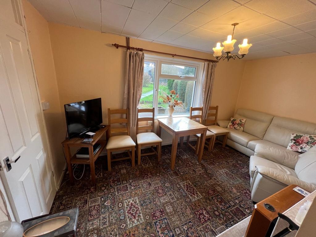 Nant Eirin Tonyrefail Porth 3 bed semidetached house for sale £125,000
