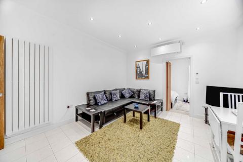 Flat 4, 15 Cosway Street, London, NW1 5NR