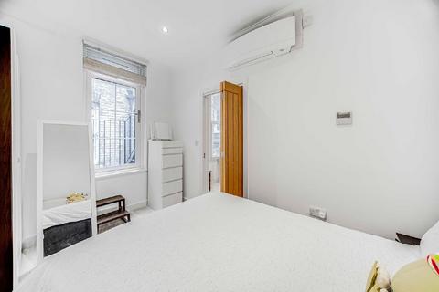 Flat 4, 15 Cosway Street, London, NW1 5NR