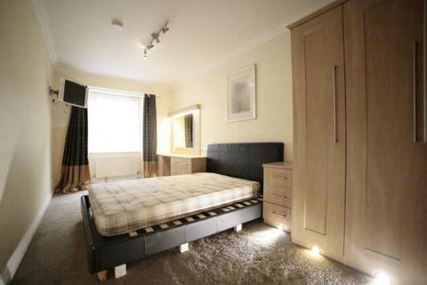 1 bedroom flat to rent, Stamford Road, Mossley, OL5