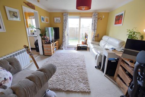 1 bedroom ground floor flat for sale, Bramshaw Way, New Milton, Hampshire. BH25 7ST