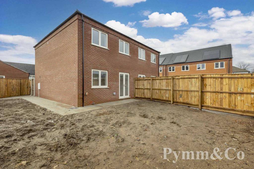 Starling Road, Norwich NR3 3 bed semidetached house for sale £340,000