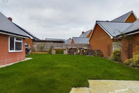 4 bedroom detached house for sale, Puddle End, Broughton, Aylesbury, Buckinghamshire