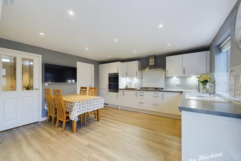 4 bedroom detached house for sale, Puddle End, Broughton, Aylesbury, Buckinghamshire