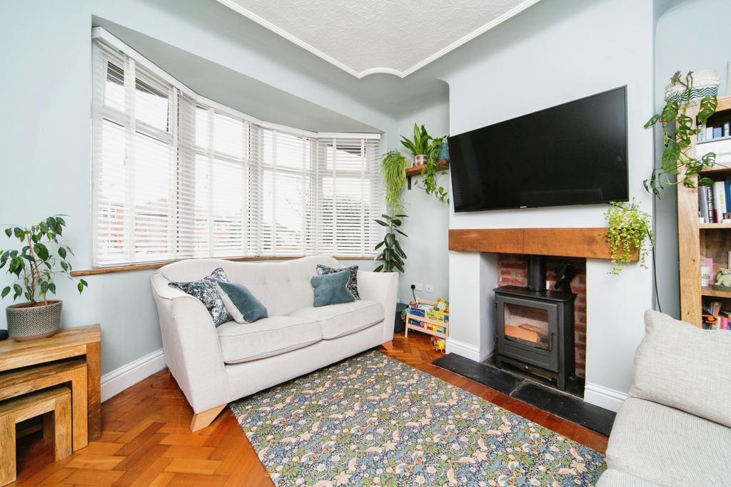 Oliver Road, Grange Park, St Helens, WA10 3 bed semidetached house for