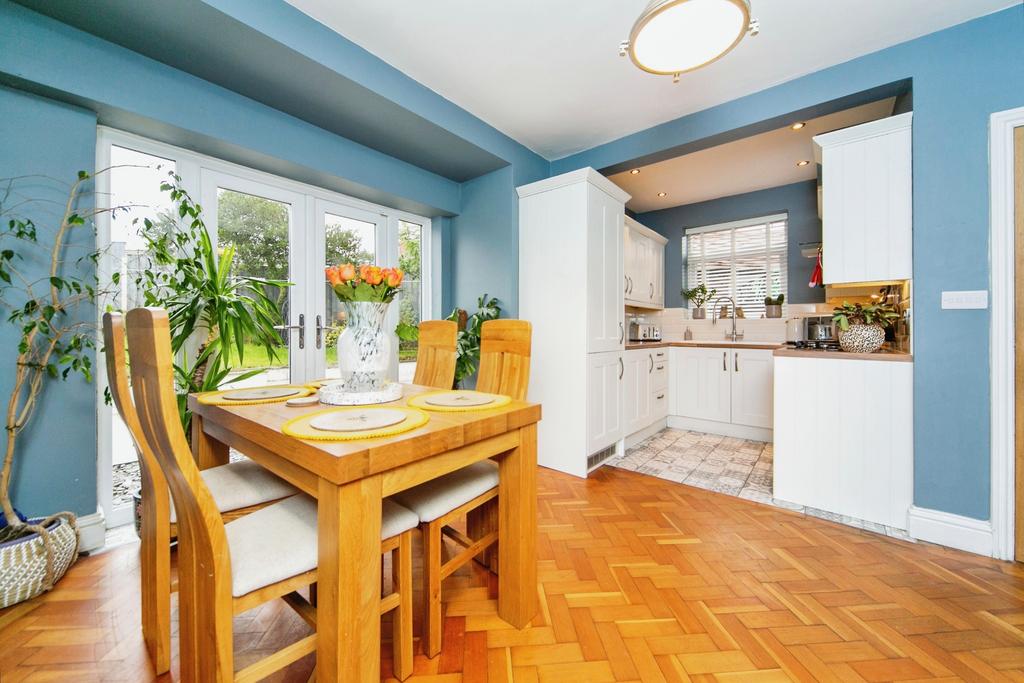 Oliver Road, Grange Park, St Helens... 3 bed semidetached house for